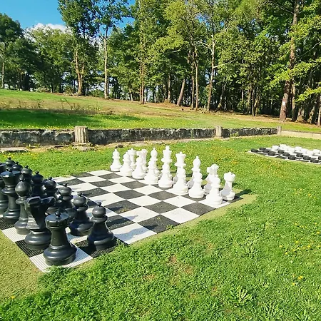 Les Petites Minaudieres * Coussay-les-Bois