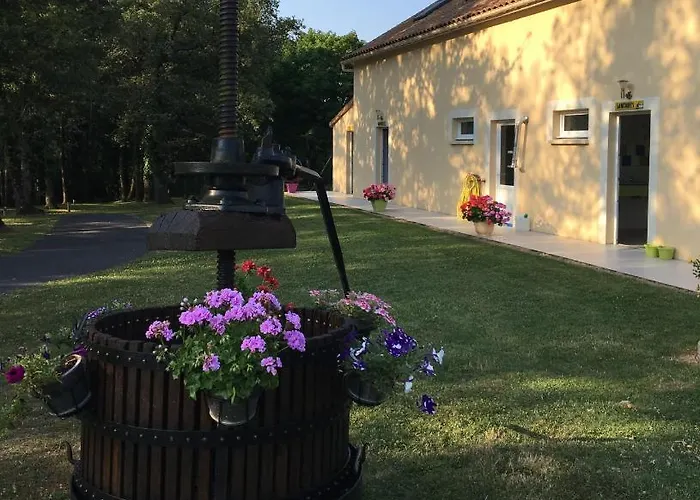 Camping Les Petites Minaudieres