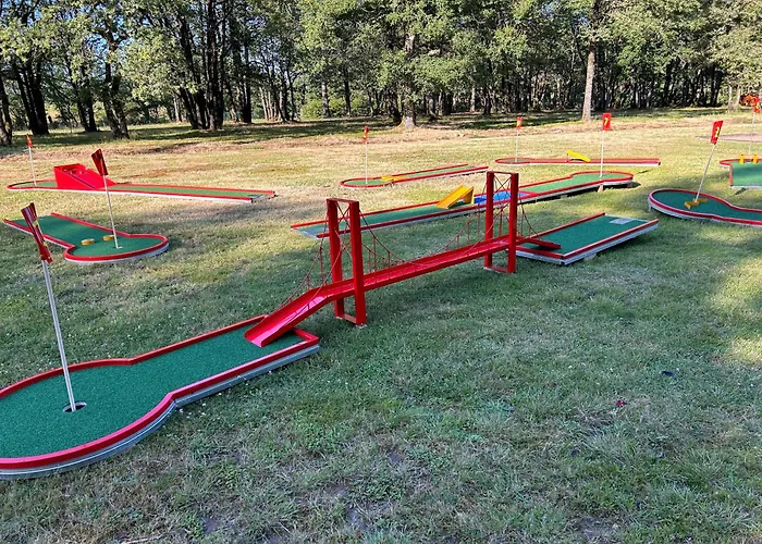 Les Petites Minaudieres Camping