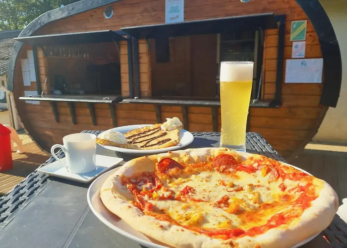 Les Petites Minaudieres Camping