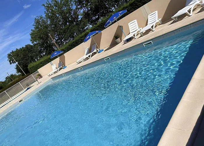 Les Petites Minaudieres *